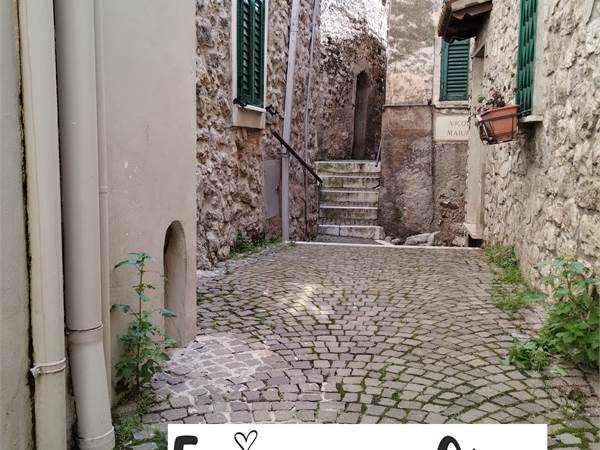 Bilocale ristrutturato Bassiano Centro